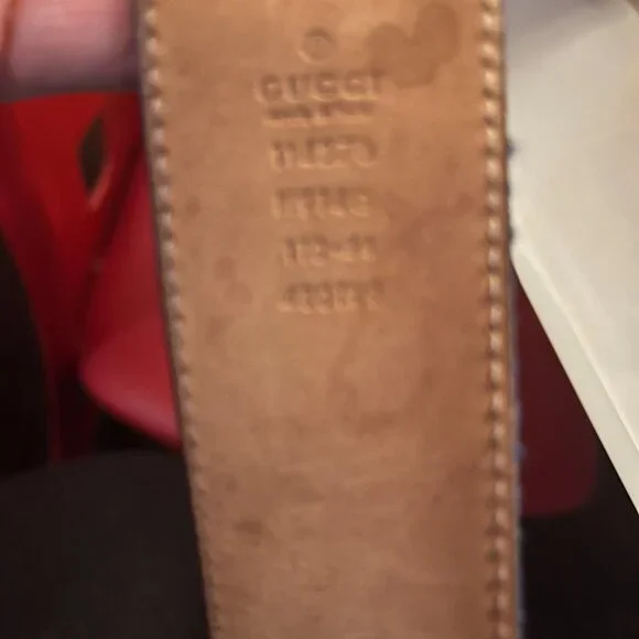 Pre-owned Authentic Gucci Blue Leather Belt - Size 16